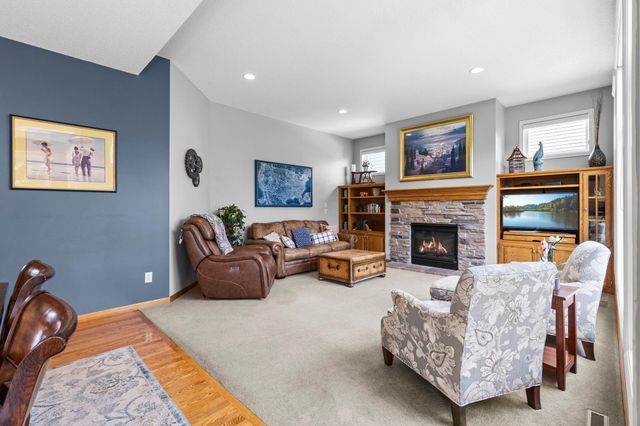 11542 Avery Drive, Inver Grove Heights, MN 55077