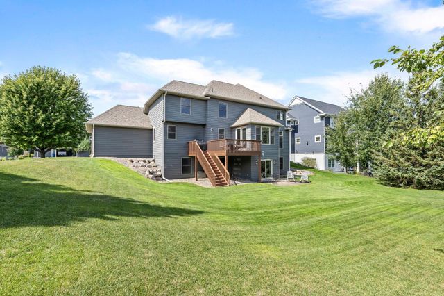 11542 Avery Drive, Inver Grove Heights, MN 55077