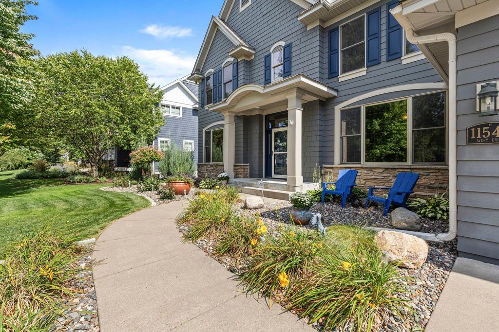 11542 Avery Drive, Inver Grove Heights, MN 55077 — photo 2