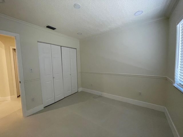 1806 NW 98th Avenue NW, Pembroke Pines, FL 33024