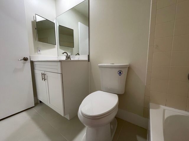 1806 NW 98th Avenue NW, Pembroke Pines, FL 33024