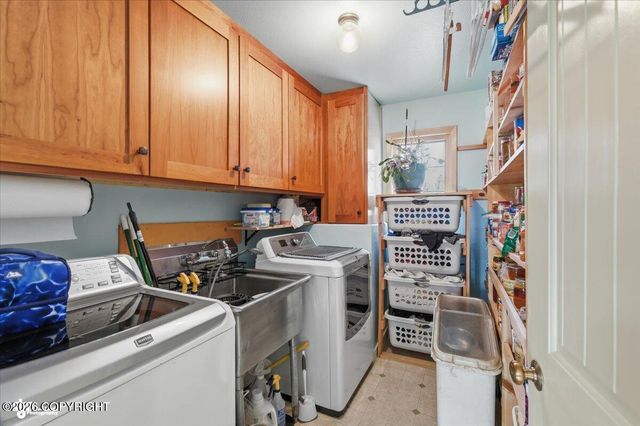 3975 S France Court, Big Lake, AK 99652