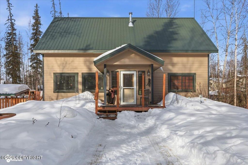3975 S France Court, Big Lake, AK 99652