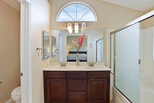 145 Machado Ct, Tracy, CA 95376