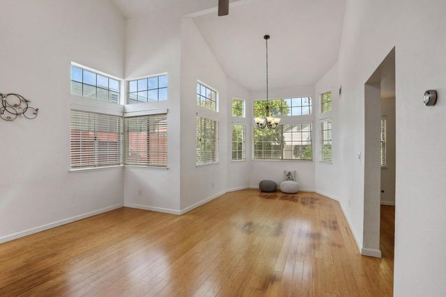 145 Machado Ct, Tracy, CA 95376