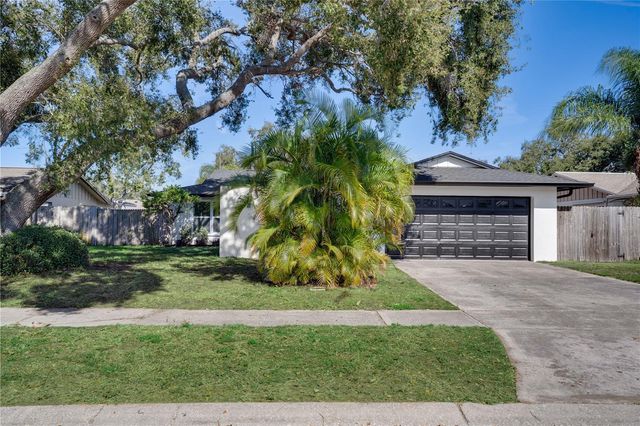 13469 SOL VISTA DR, Largo, FL 33774