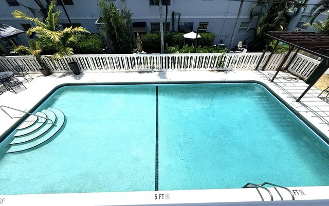 741 Hummingbird Way 2, North Palm Beach, FL 33408