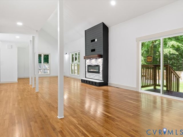 4113 Poplar Grove Rd, Midlothian, VA 23112