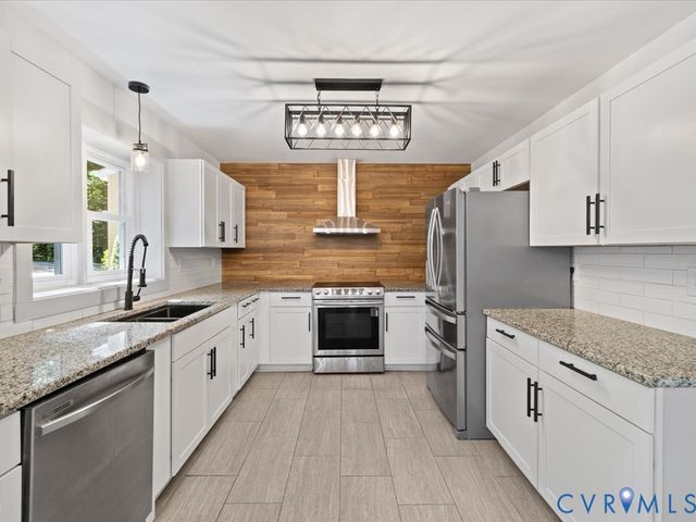 4113 Poplar Grove Rd, Midlothian, VA 23112