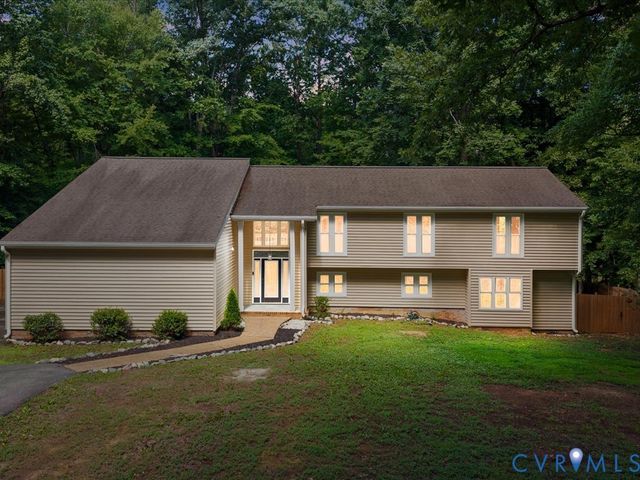 4113 Poplar Grove Rd, Midlothian, VA 23112