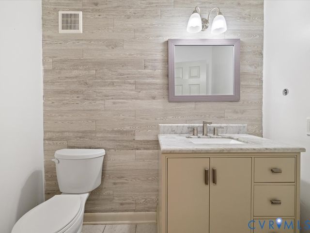 4113 Poplar Grove Rd, Midlothian, VA 23112