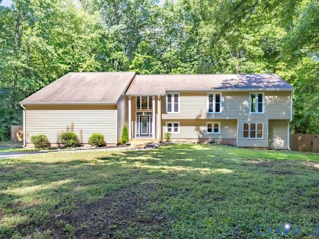 4113 Poplar Grove Rd, Midlothian, VA 23112
