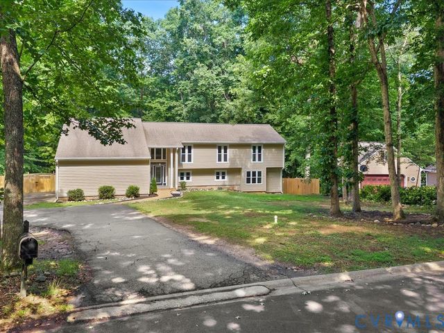 4113 Poplar Grove Rd, Midlothian, VA 23112