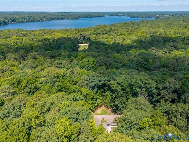 4113 Poplar Grove Rd, Midlothian, VA 23112