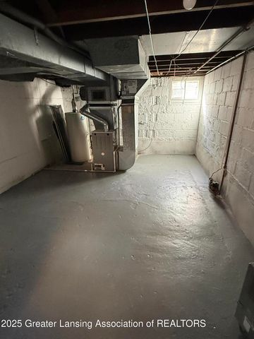 518 N Jenison Avenue, Lansing, MI 48915