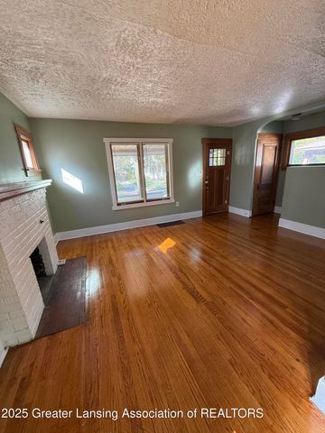 518 N Jenison Avenue, Lansing, MI 48915