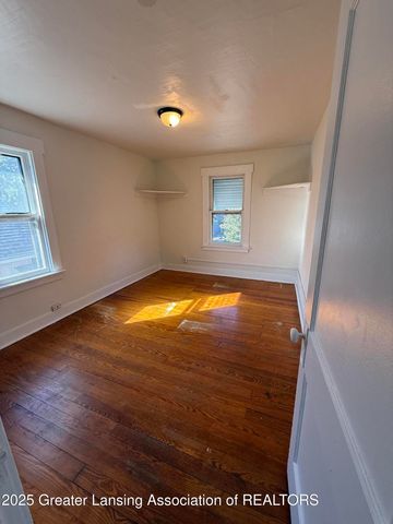 518 N Jenison Avenue, Lansing, MI 48915