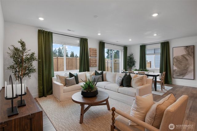 618 Gooseberry Place, Sequim, WA 98382