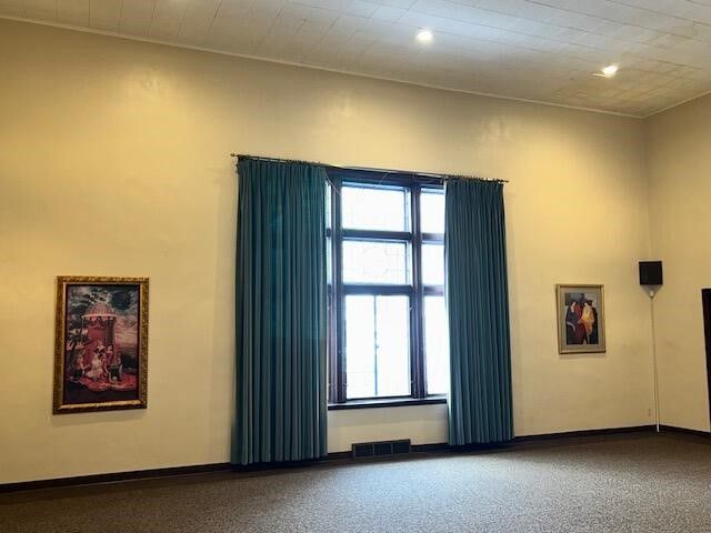 286 Capital Avenue, Battle Creek, MI 49017