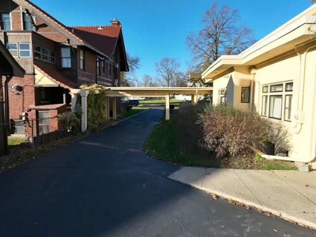 286 Capital Avenue, Battle Creek, MI 49017