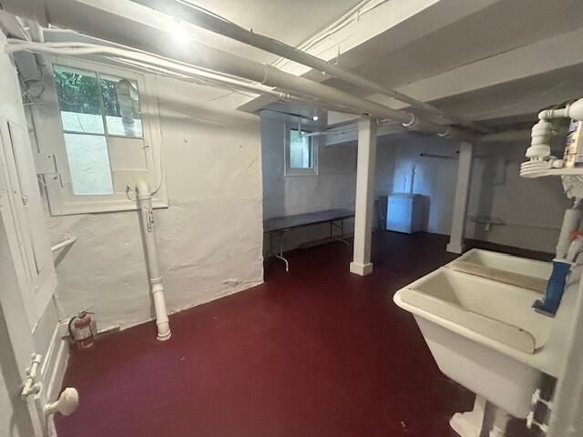 286 Capital Avenue, Battle Creek, MI 49017