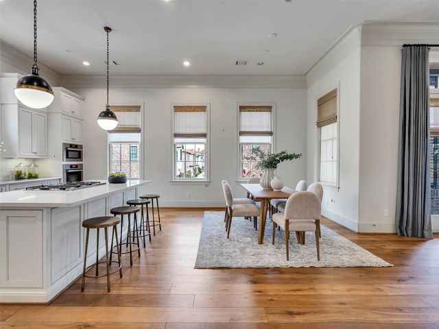1228 Mosaico Lane, Houston, TX 77055