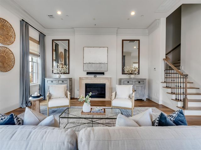 1228 Mosaico Lane, Houston, TX 77055