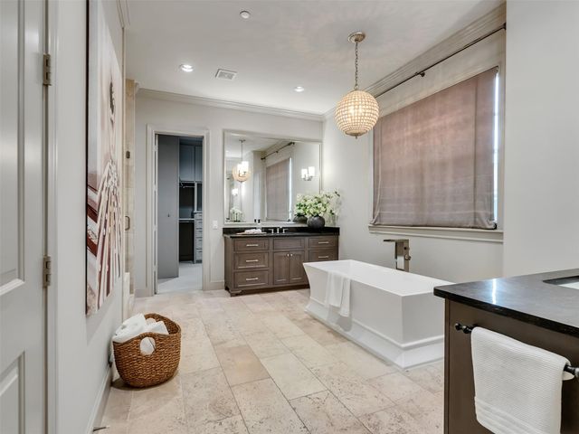 1228 Mosaico Lane, Houston, TX 77055