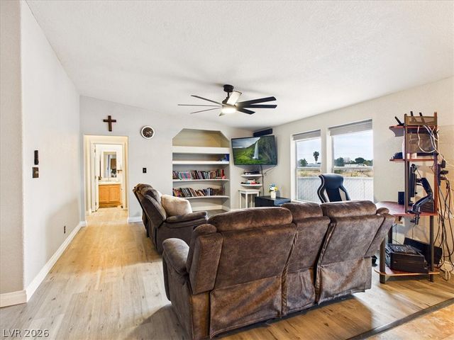 3370 East Gamebird Road, Pahrump, NV 89048