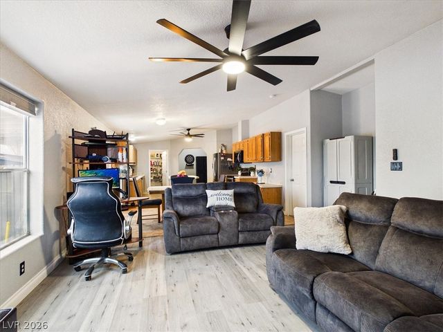 3370 East Gamebird Road, Pahrump, NV 89048
