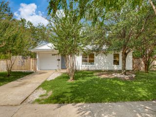 2405 Hillglenn Road, Dallas, TX 75228