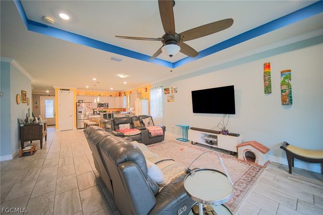 3560 E Hampton CIR, Alva, FL 33920