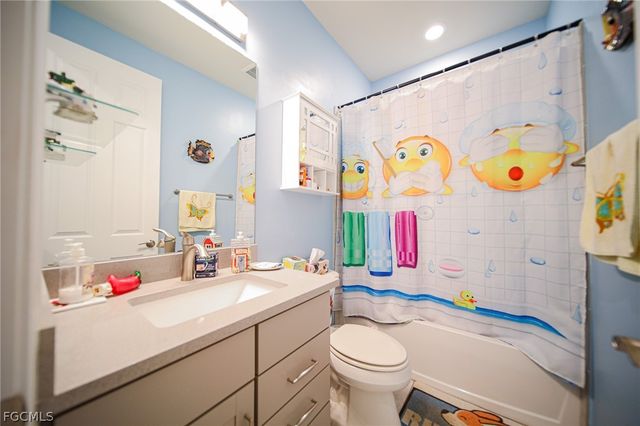 3560 E Hampton CIR, Alva, FL 33920