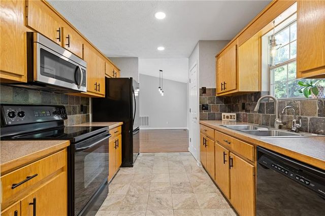 43 Dawson Trace, Dawsonville, GA 30534