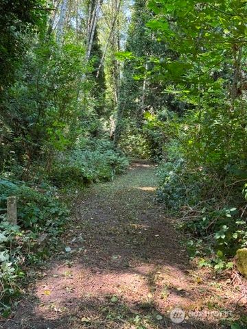 0 XX NE Baker Hill Road, Bainbridge Island, WA 98110