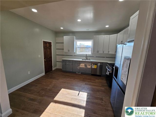 912 Spring Garden Street, Easton, PA 18042