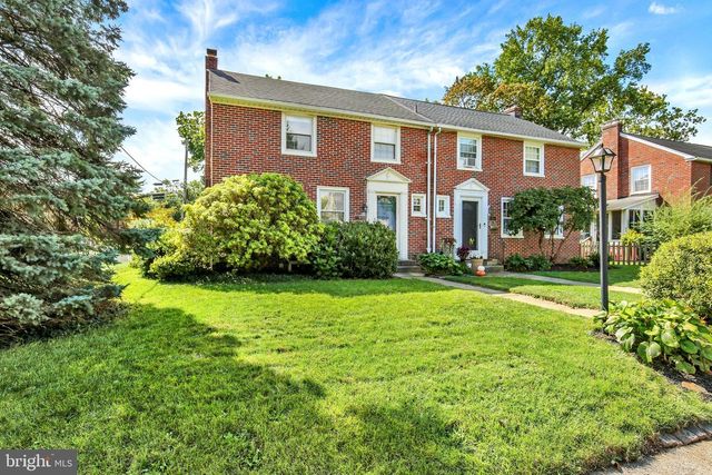 912 PLEASURE RD, Lancaster, PA 17601