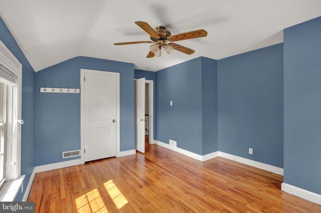 912 PLEASURE RD, Lancaster, PA 17601