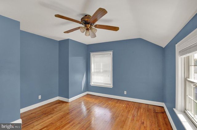 912 PLEASURE RD, Lancaster, PA 17601
