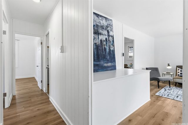 1142 Kamaile Street, Honolulu, HI 96814