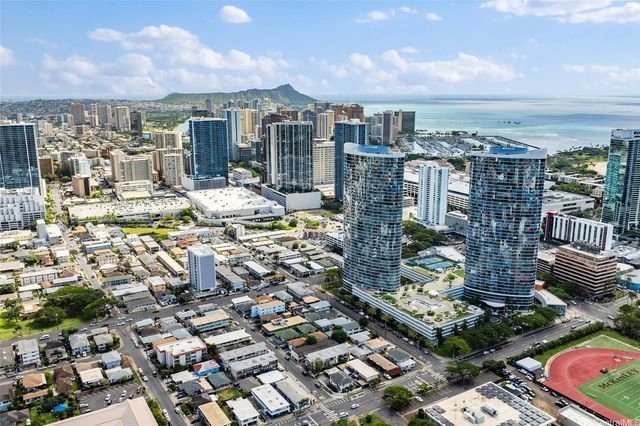 1142 Kamaile Street, Honolulu, HI 96814