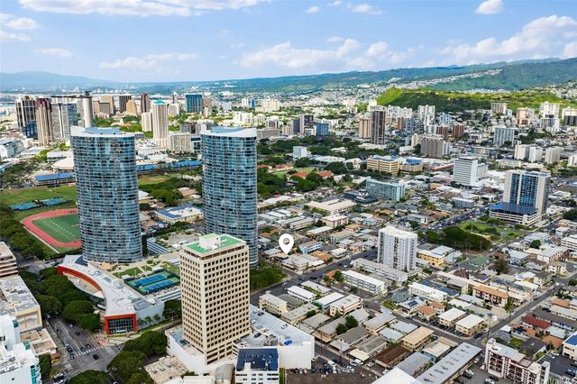 1142 Kamaile Street, Honolulu, HI 96814