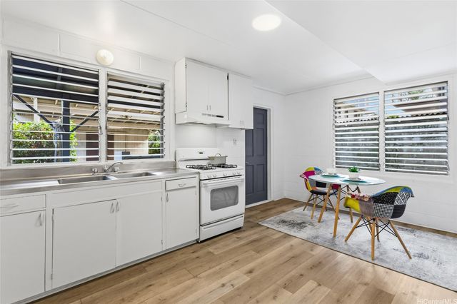 1142 Kamaile Street, Honolulu, HI 96814