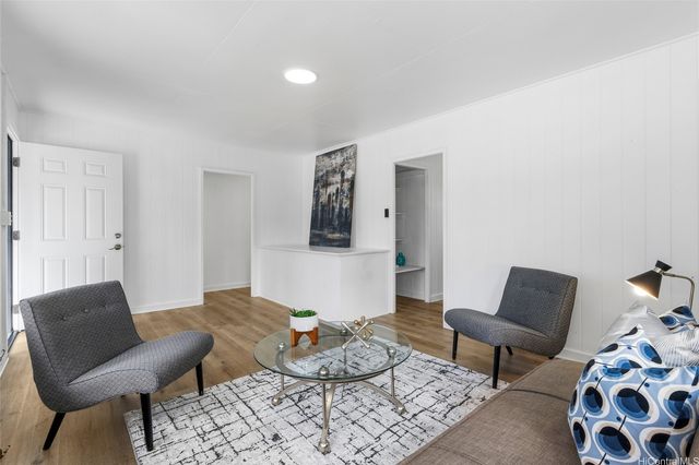 1142 Kamaile Street, Honolulu, HI 96814