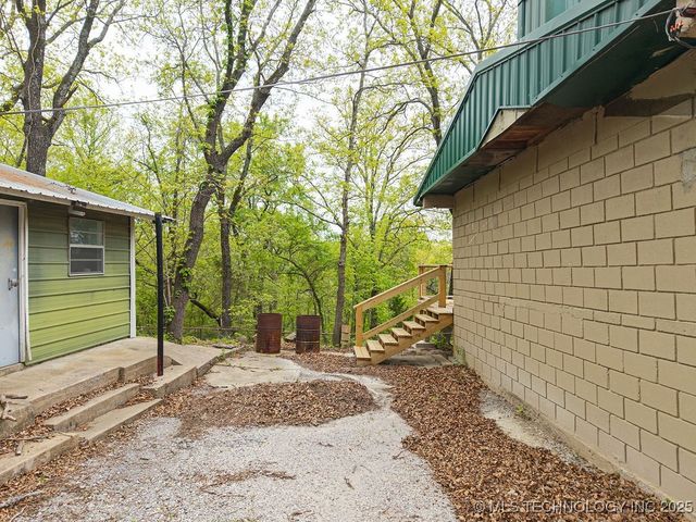 20717 W 888 Road, Cookson, OK 74427
