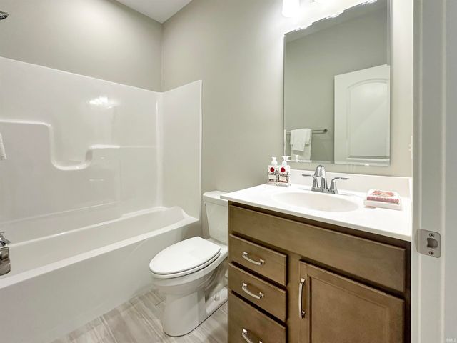 3001 Atcheson Drive, Evansville, IN 47725