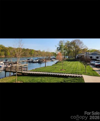 104 Rock Ridge Lane, Mount Holly, NC 28120