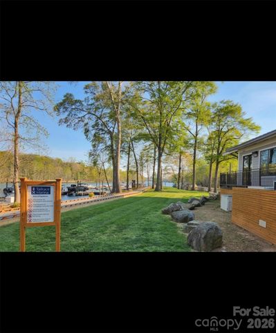 104 Rock Ridge Lane, Mount Holly, NC 28120