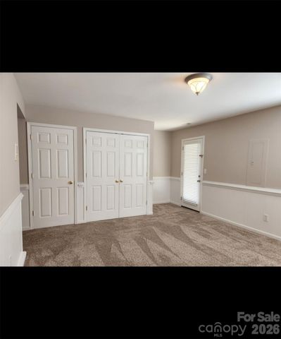 104 Rock Ridge Lane, Mount Holly, NC 28120