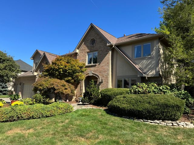 6908 Perry Drive, Worthington, OH 43085